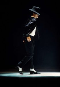 michael-jackson-moonwalk-